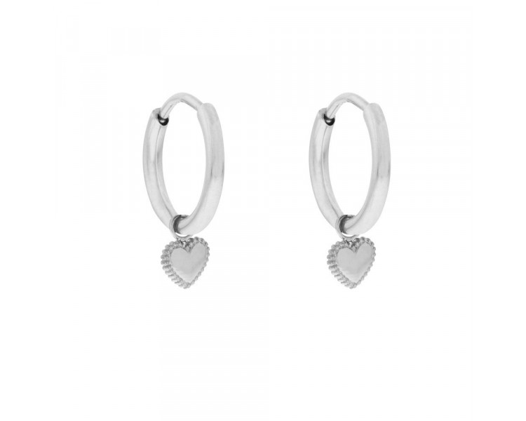 Grandes boucles d'oreilles avec un pendentif en forme de cœur à pois