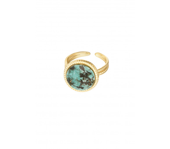 Goude Ring met grote blauwe steen