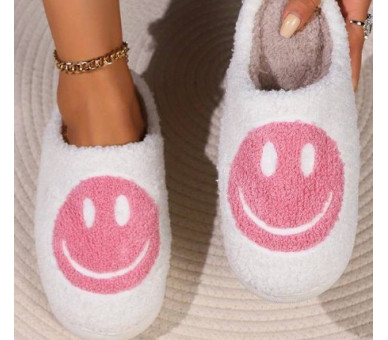 Smiley pantoffels : Smiley roos op ecru achtergrond