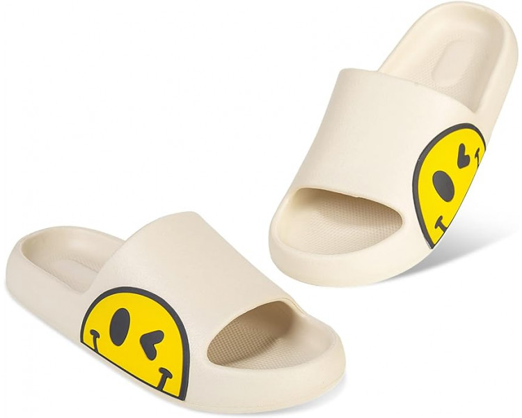 Smiley slippers : Ecru slippers met gele smiley opzij