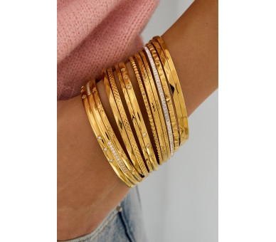 Simple, plain bracelet