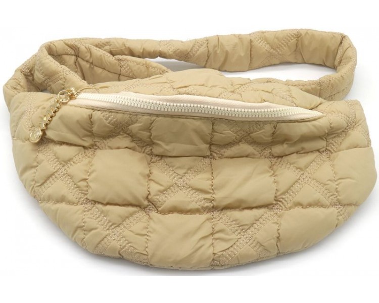 Super cute handy handbag with stitching
