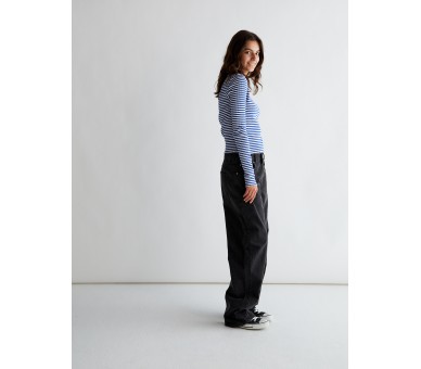 GRUNT 17-18 ANS: APITO OVERSIZE BLACK