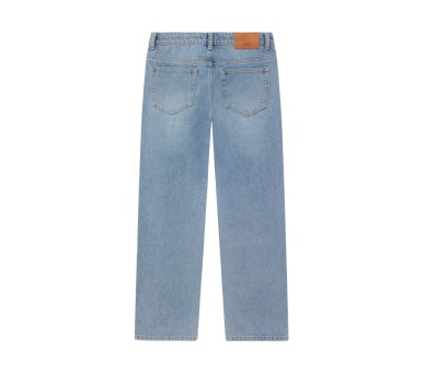 GRUNT 17-18 JAAR: NADIA BLUE