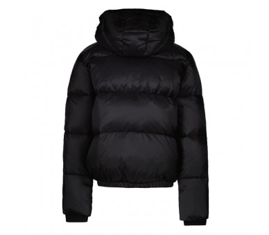 CARS: Comfortable and warm winter coat