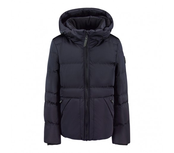 CARS: Warm and fashionable coat