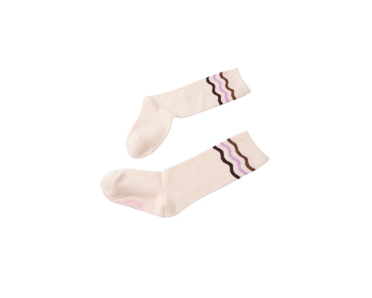 SOMEONE : Des chaussettes