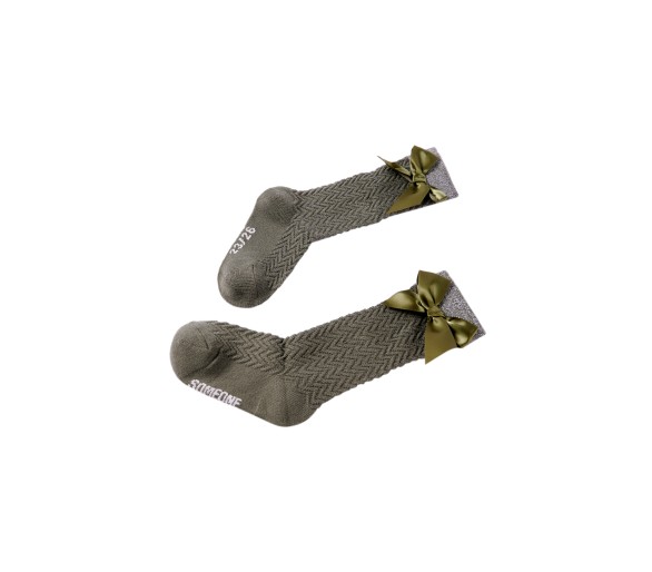 SOMEONE : Des chaussettes