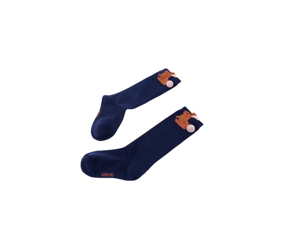 SOMEONE : Des chaussettes