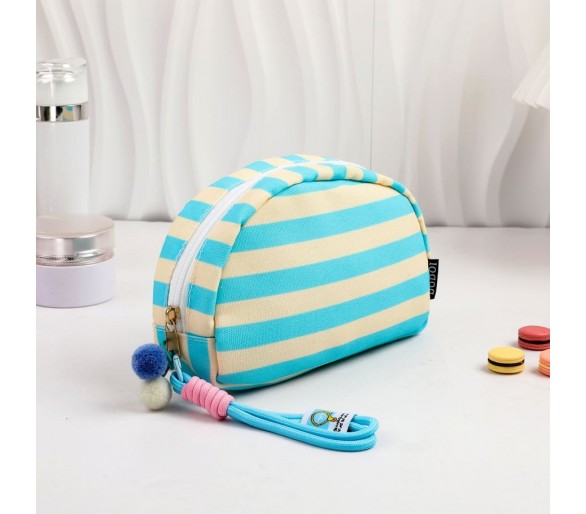 trousses maquillage|Baby blue