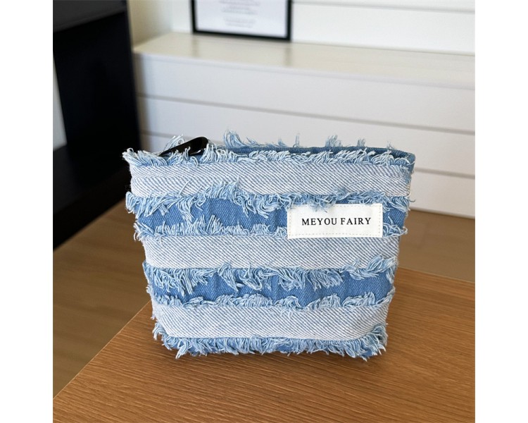 Trousse de maquillage simple en jean