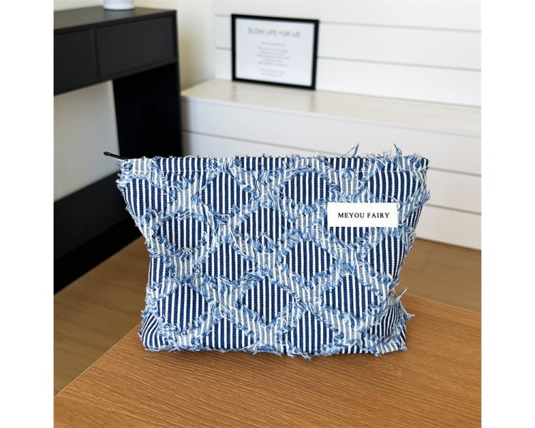 Trousse de maquillage en jean