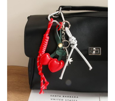 Sac - porte-clés avec cerises et clé