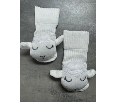 Chaussettes super mignonnes avec un mouton