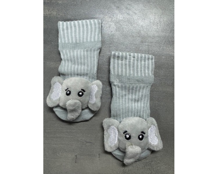 Chaussettes super mignonnes avec un éléphant