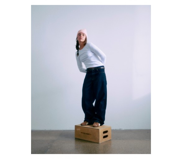 GRUNT: Jean taille basse bleu brut