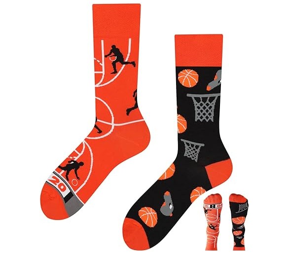 PAIR OF SOCKS SIZE 38-45 BASKE