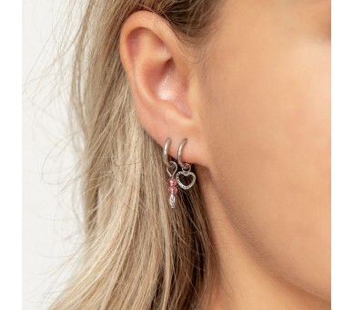 Small earrings with ribbed open heart pendant