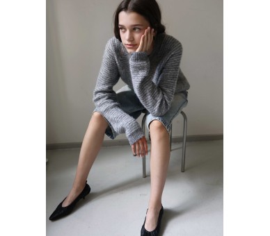 GRUNT : Pull met ronde hals