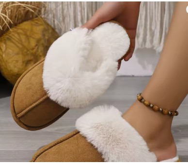 Elegante Fluffy Pantoffels Bruin