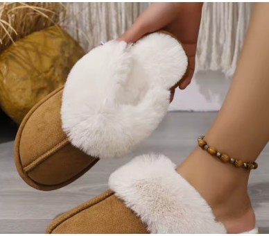 Elegante Fluffy Pantoffels Bruin