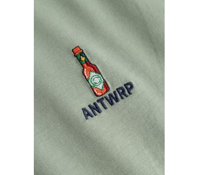 Antwrp : T-shirt avec une petite bouteille de Taba