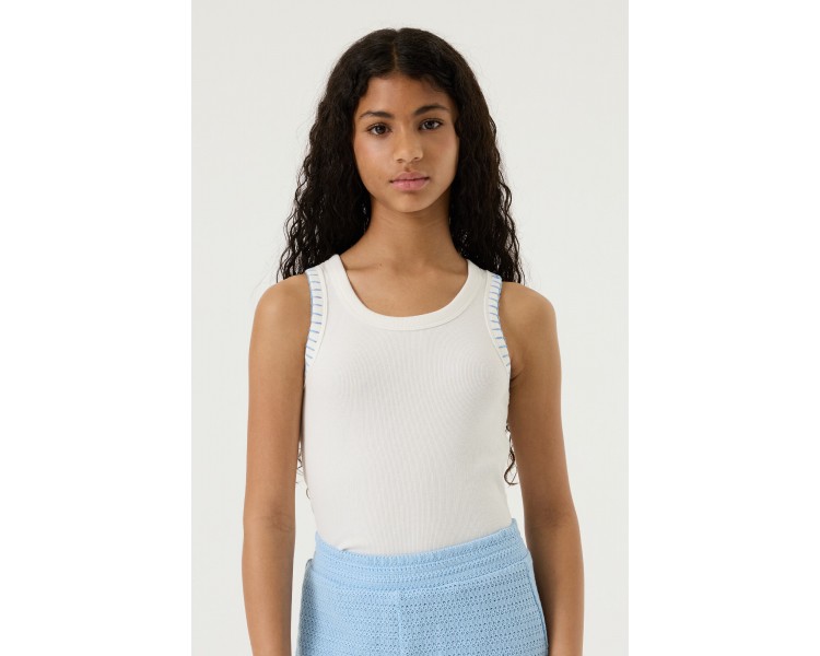 GARCIA : Haut à fines côtes avec détails sur les b