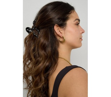 Hair clips with dots