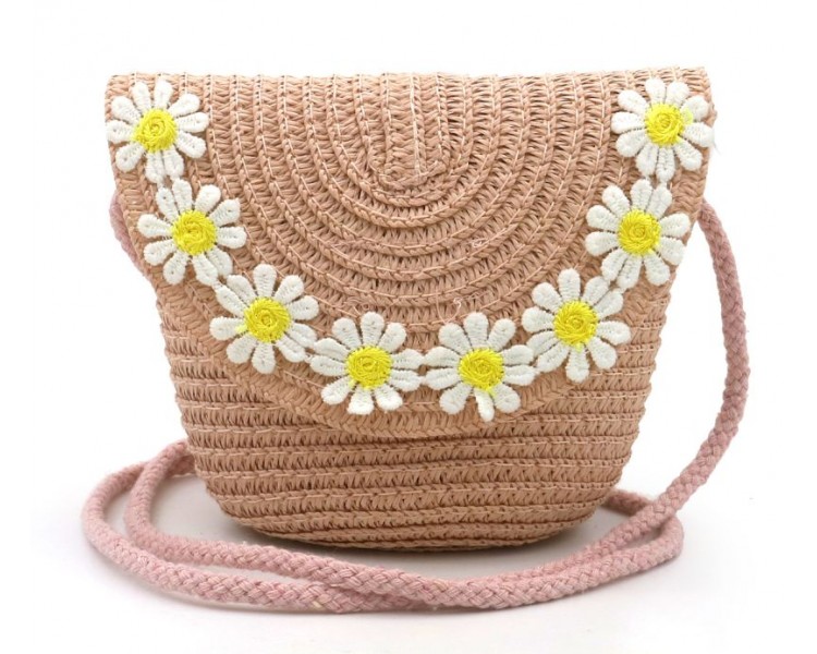 Woven bag with flowers