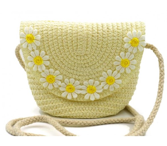 Woven bag with flowers