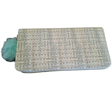 Wallet in a stylish green shade