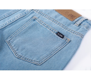 SOMEONE : Lichte denim short met voor- en achterzak