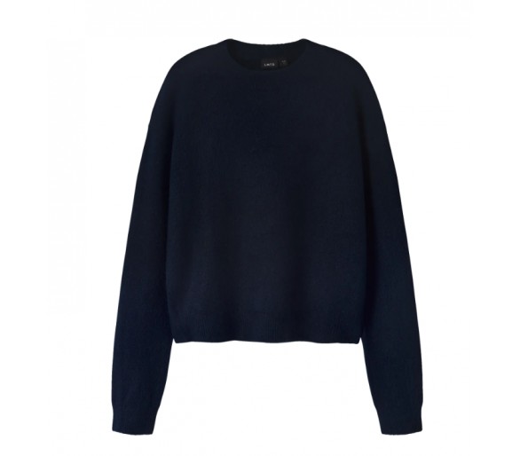 LMTD: Soft knit pullover