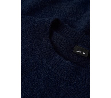 LMTD: Soft knit pullover